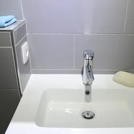 Studio Moderne A Centre Apartment *