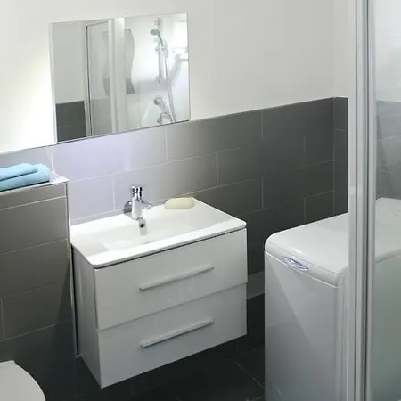 Studio Moderne A Centre ليل
